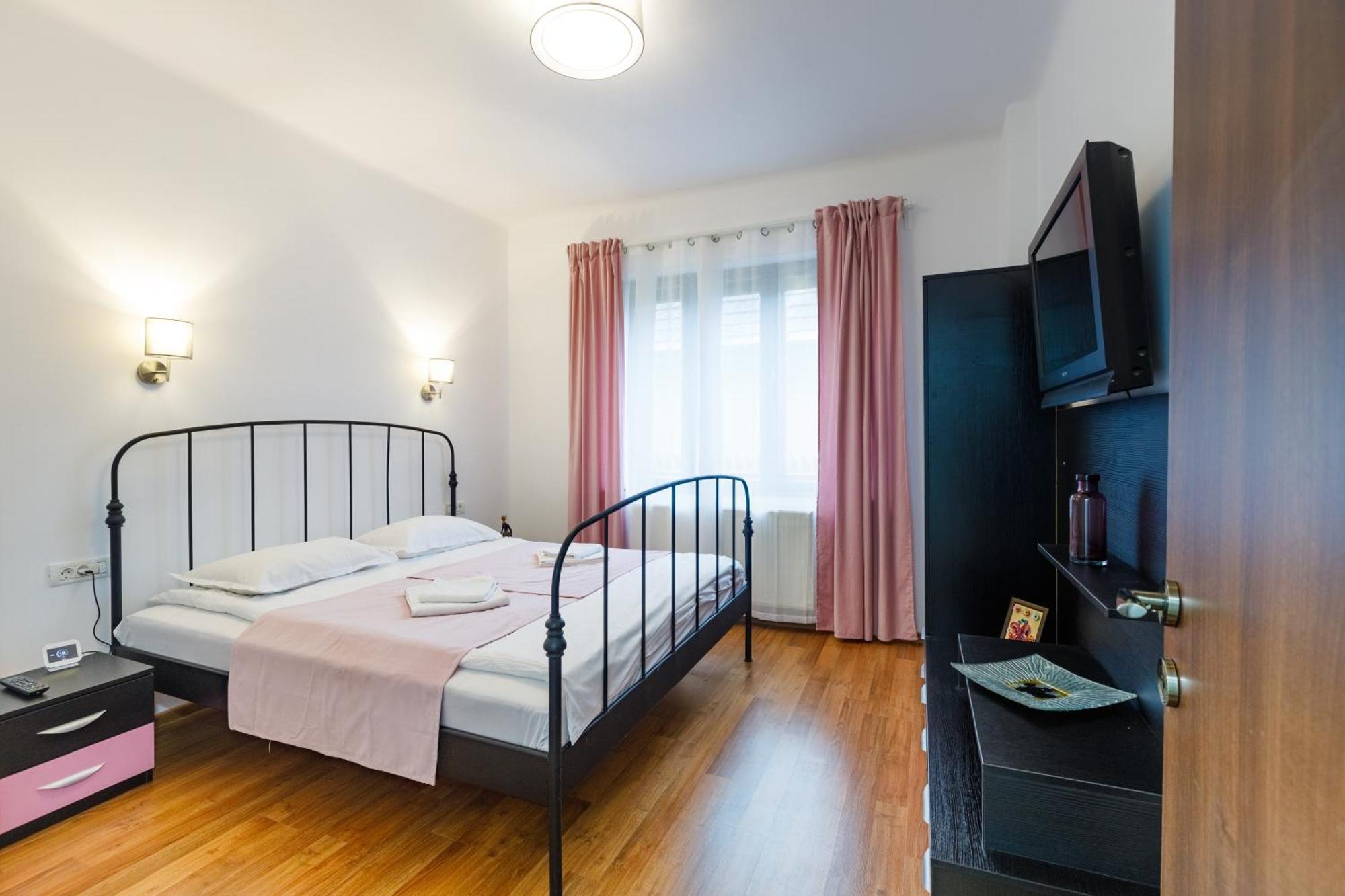 Apartament Modern Braşov Eksteriør billede
