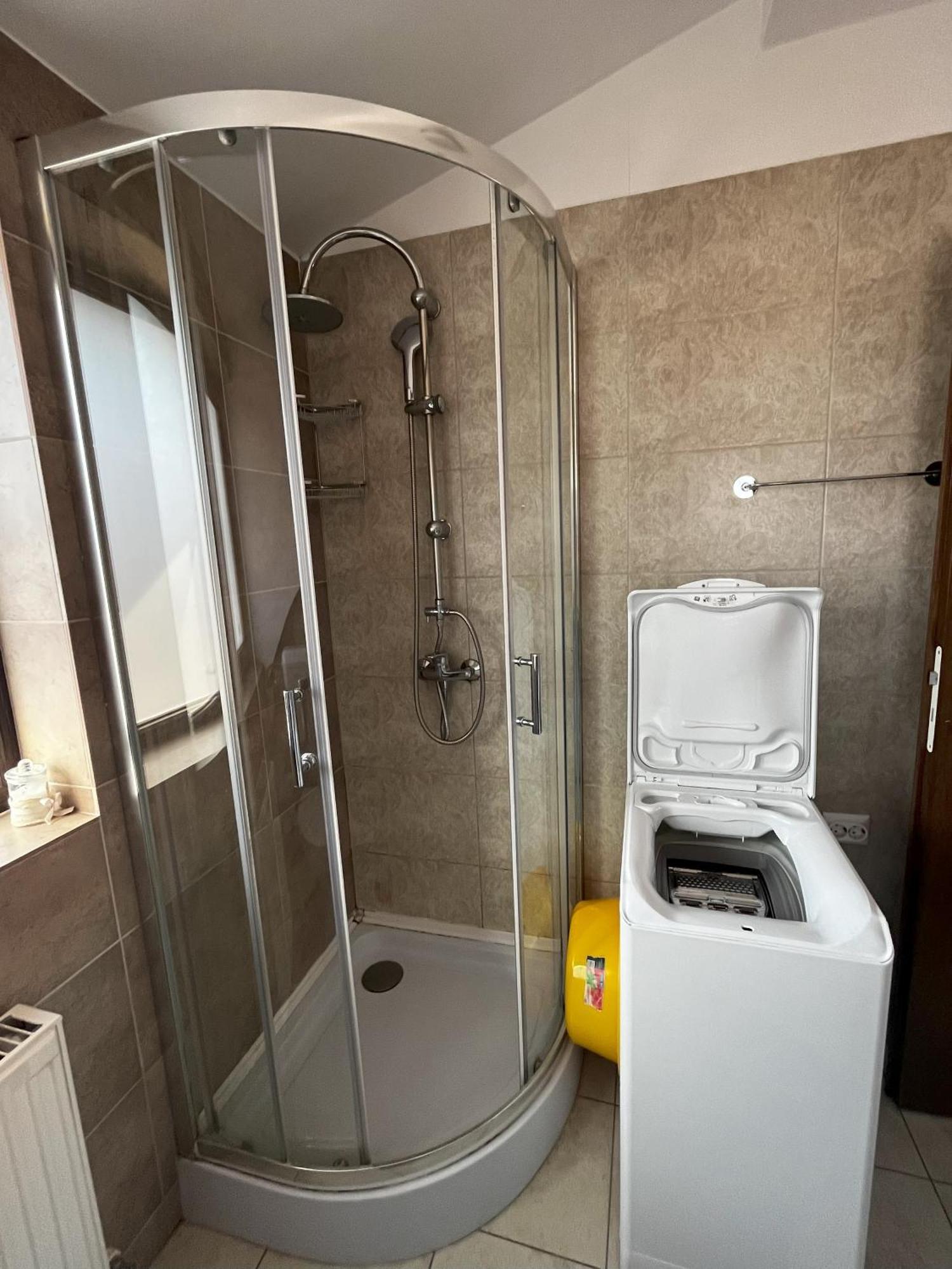 Apartament Modern Braşov Eksteriør billede